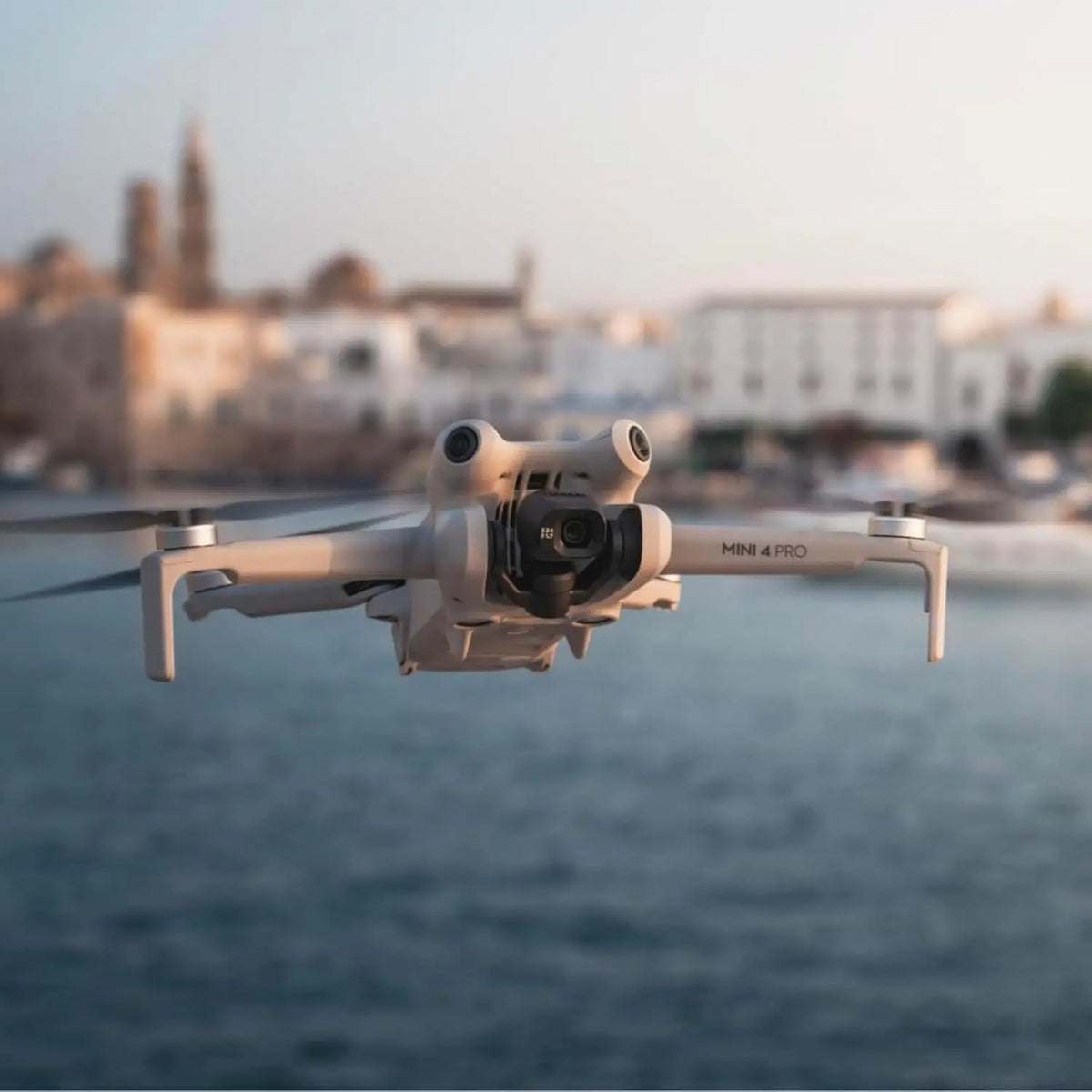 DJI Mini 4 Pro 4K Camera Drone With Smart Controller